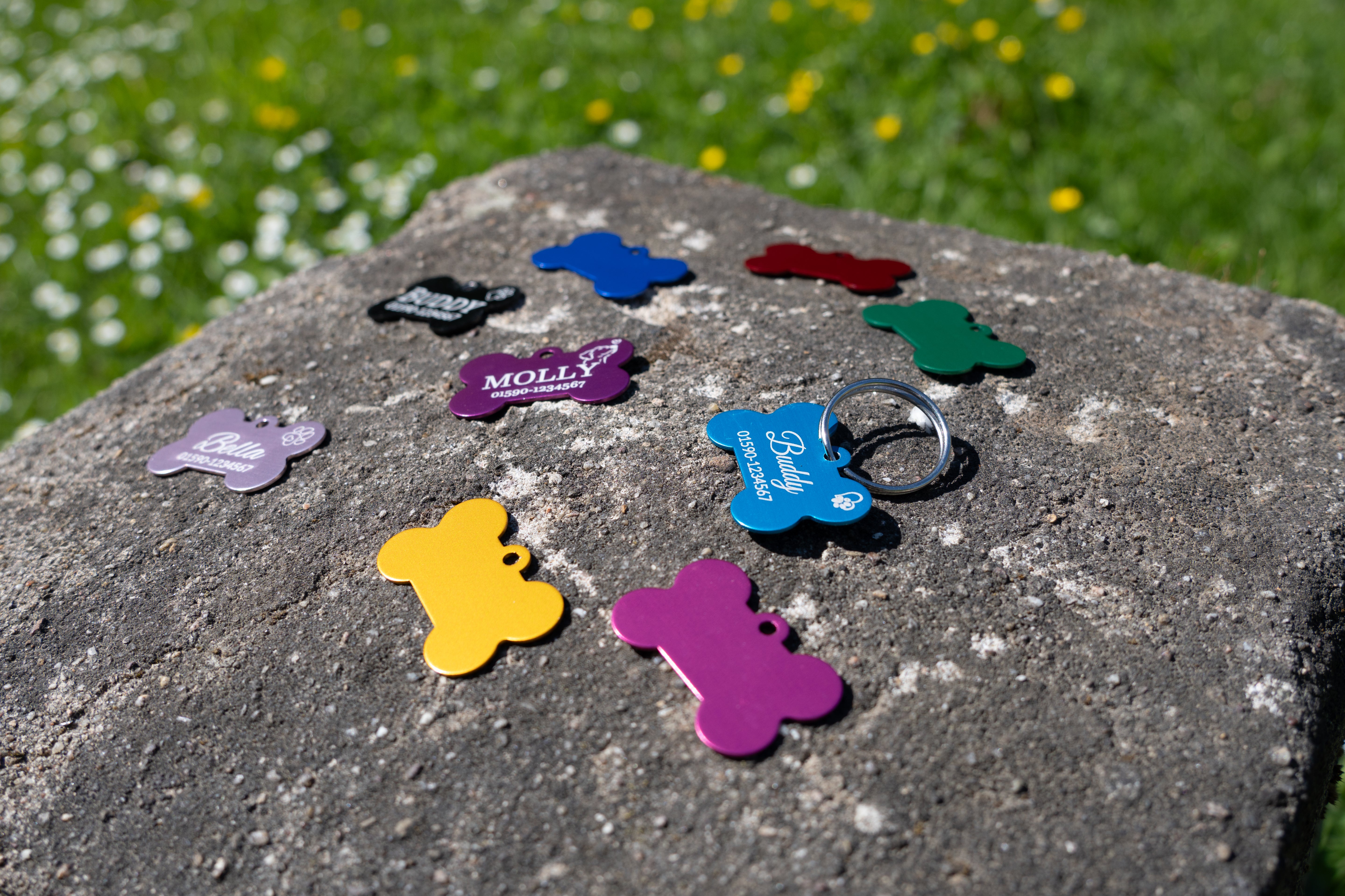 Personalisierte Hundemarke – Knochenform